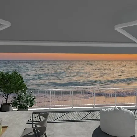 Diamond Seaside Suites Nea Moudania