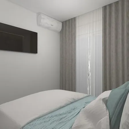 Diamond Seaside Suites *
